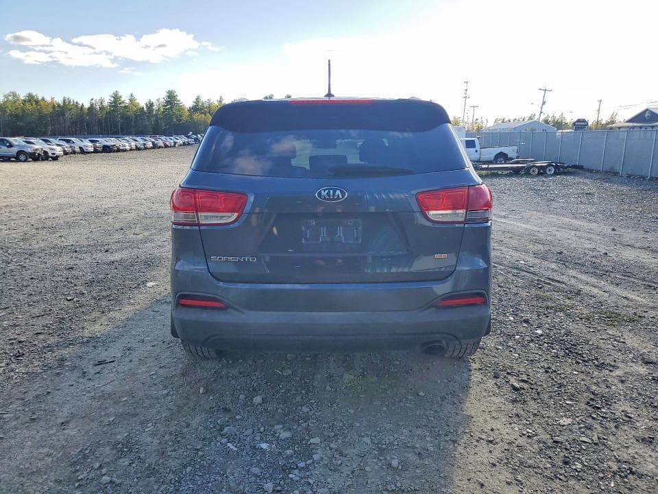 2018 KIA SORENTO LX 6
