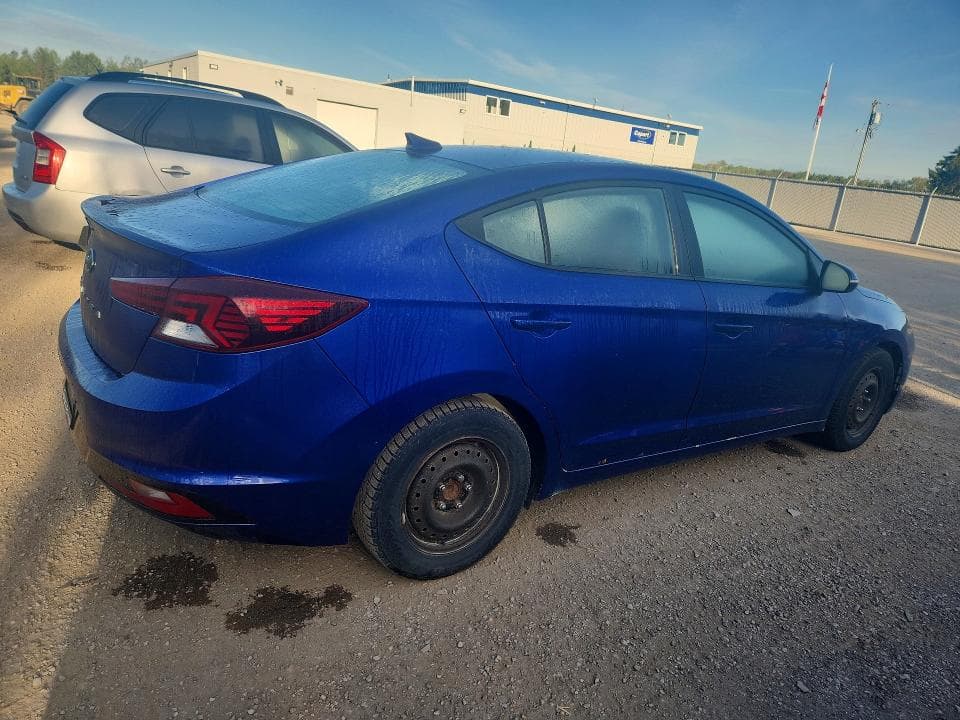 2020 HYUNDAI ELANTRA SEL 3
