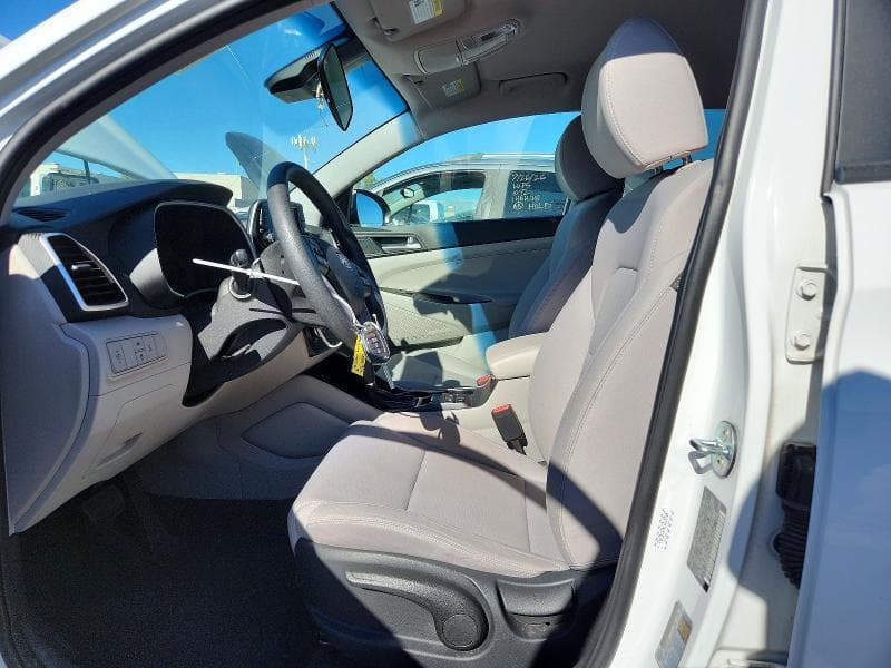 2020 HYUNDAI TUCSON SE 7