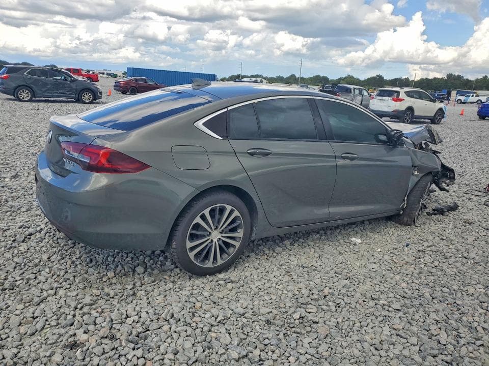 2018 BUICK REGAL ESSENCE 3