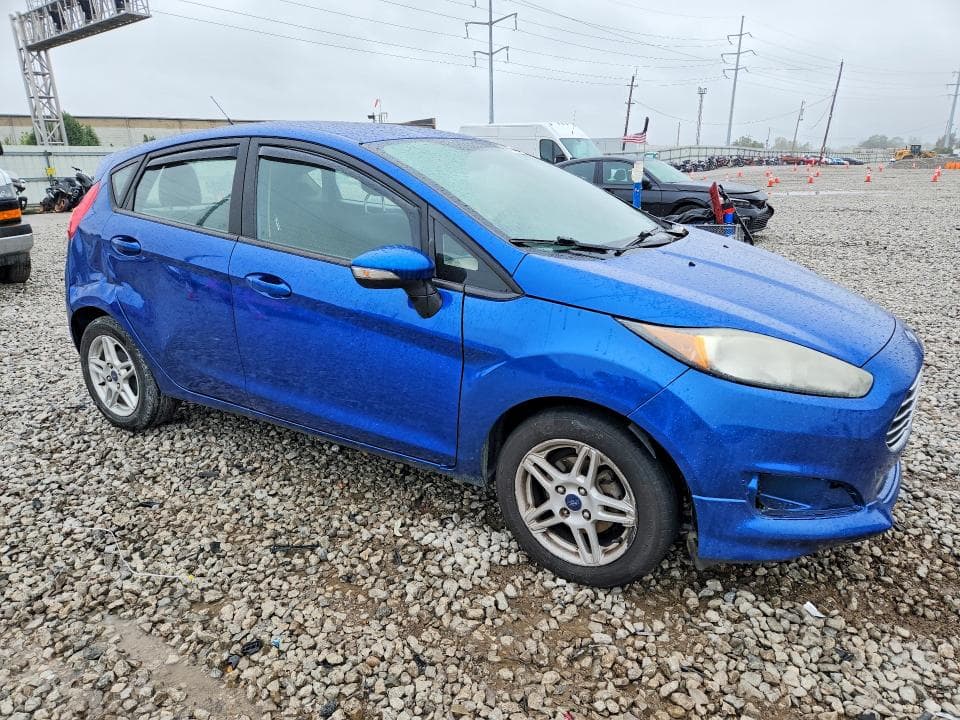 2018 FORD FIESTA SE 4