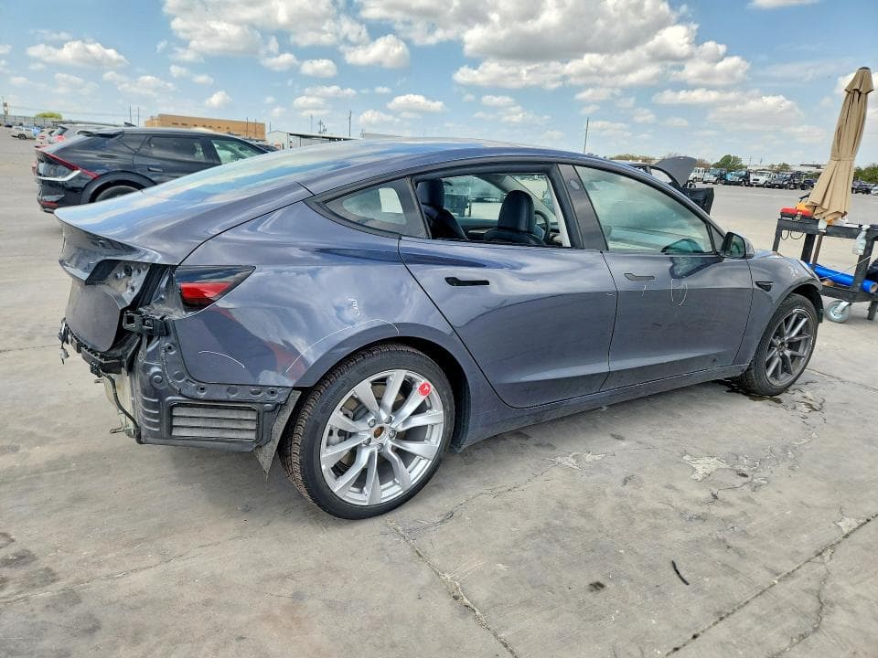 2023 TESLA MODEL 3 3