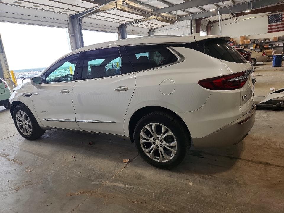 2018 BUICK ENCLAVE AVENIR 2