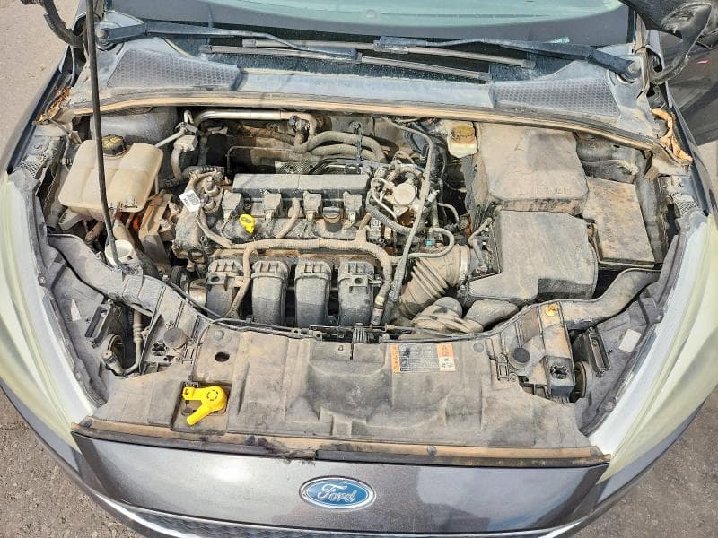 2017 FORD FOCUS SE 11