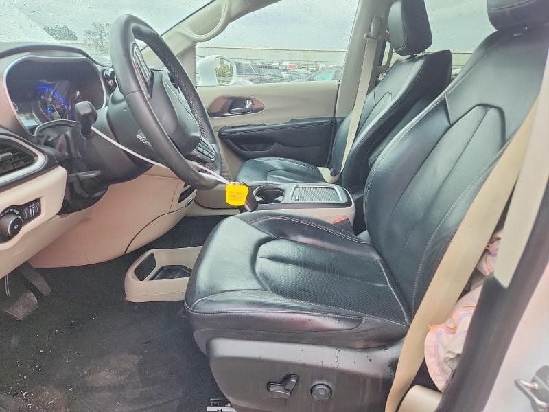2022 CHRYSLER PACIFICA TOURING L 7