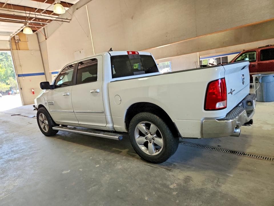 2017 RAM 1500 SLT 2