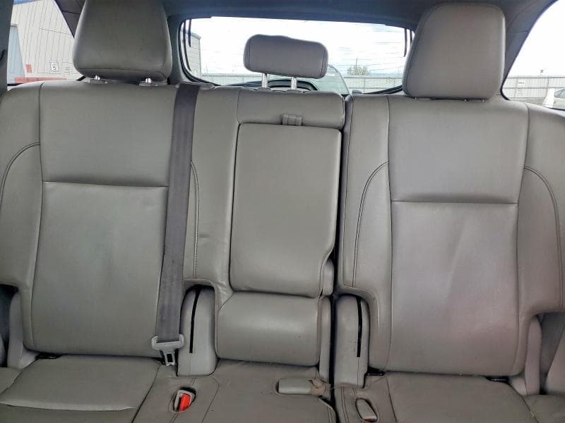 2017 TOYOTA HIGHLANDER XLE 10