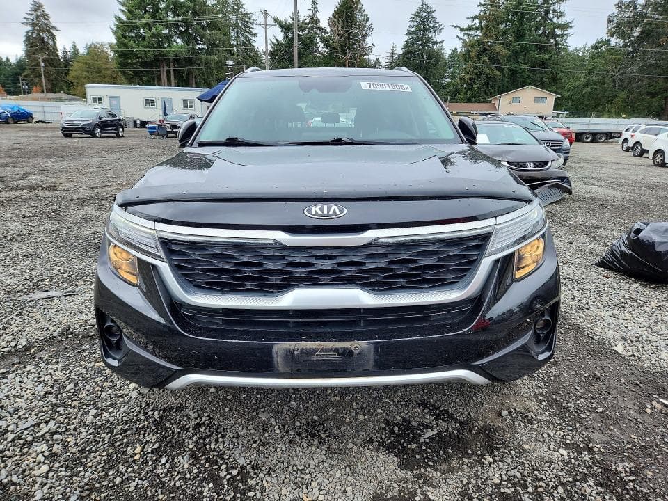 2021 KIA SELTOS S 5