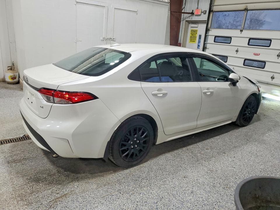 2020 TOYOTA COROLLA LE 3