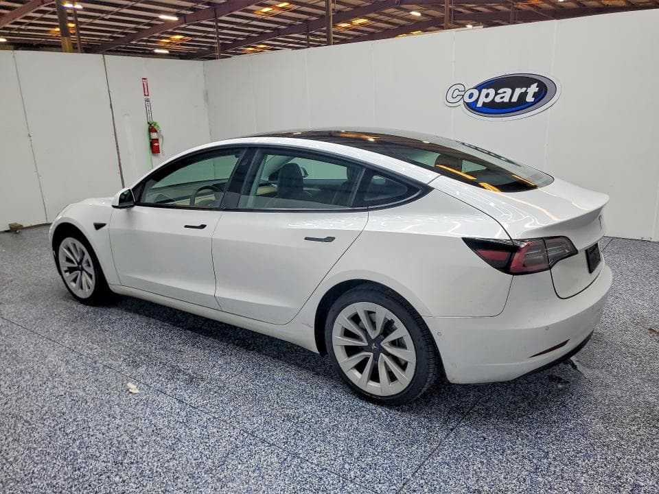 2022 TESLA MODEL 3 2