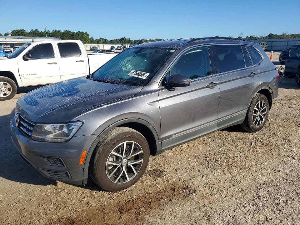2021 VOLKSWAGEN TIGUAN SE