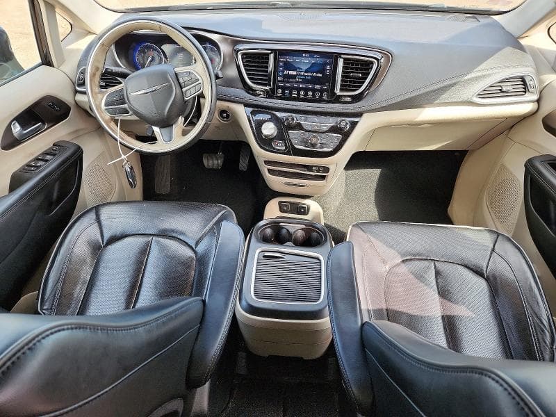 2018 CHRYSLER PACIFICA LIMITED 8