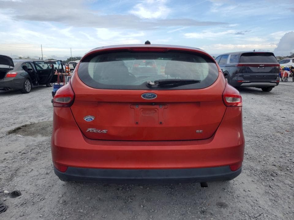 2018 FORD FOCUS SE 6