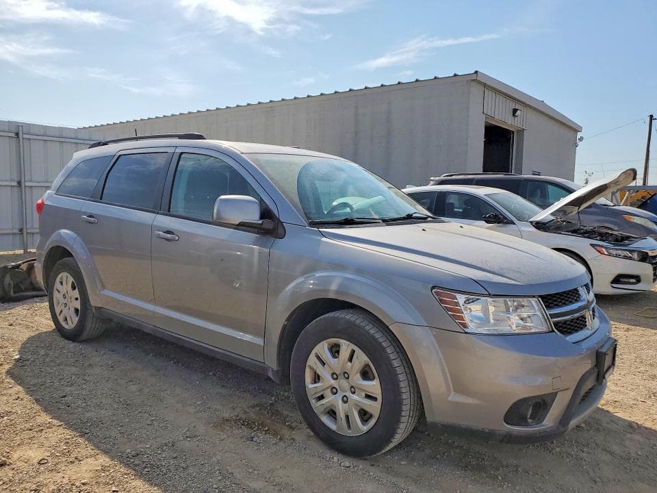 2019 DODGE JOURNEY SE 4