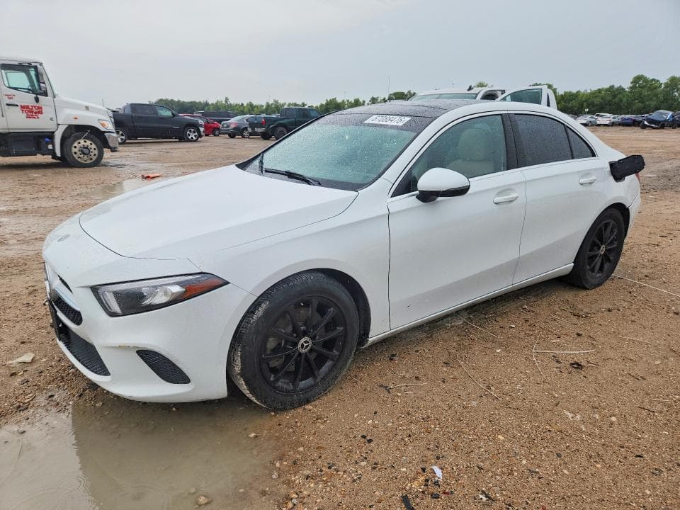 2020 MERCEDES-BENZ A 220 4MATIC - 1