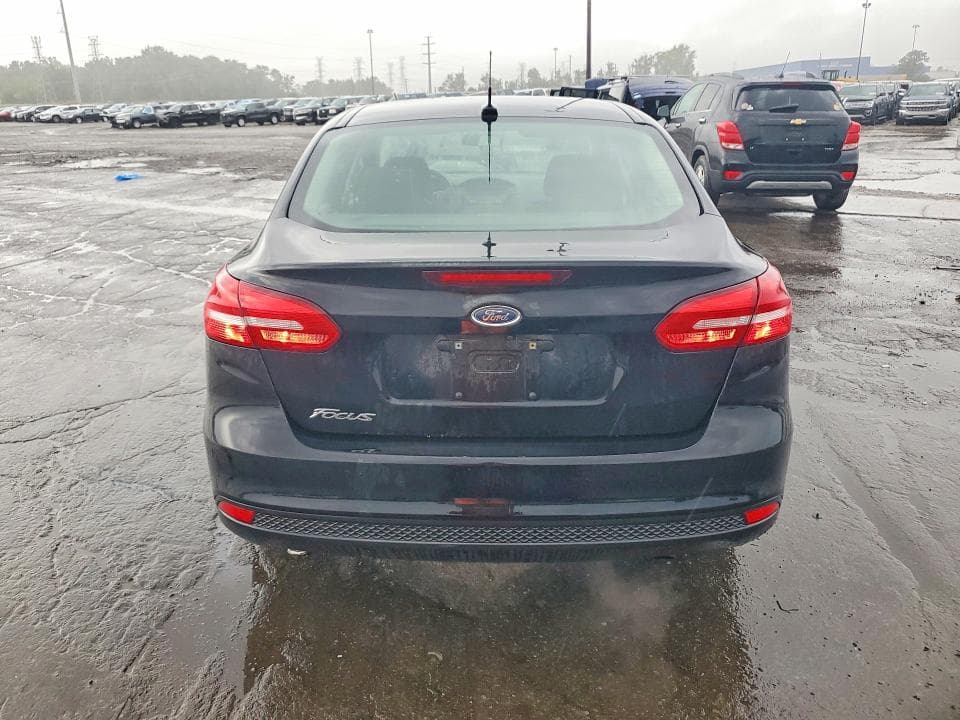 2017 FORD FOCUS S 6
