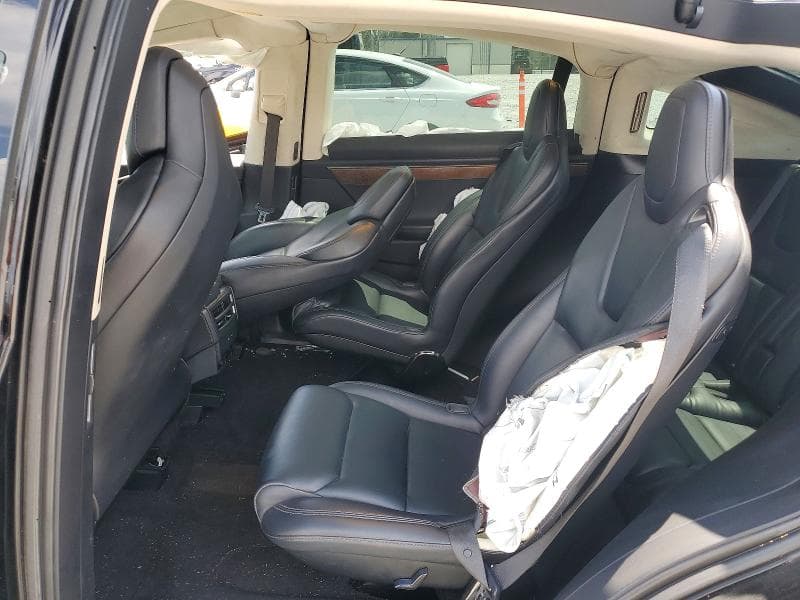 2018 TESLA MODEL X 11