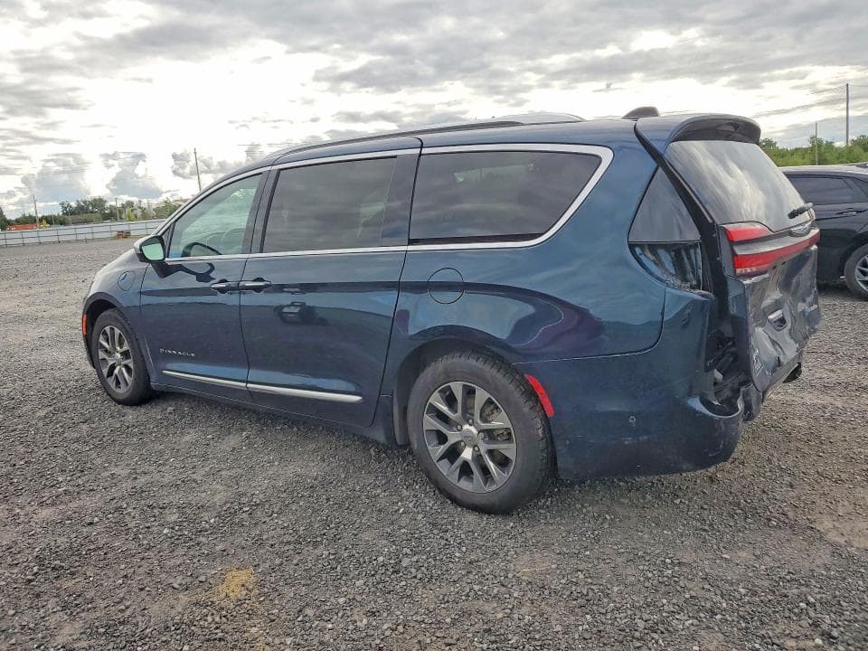 2023 CHRYSLER PACIFICA HYBRID PINNACLE 2