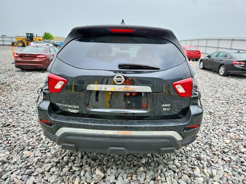 2019 NISSAN PATHFINDER SV 6