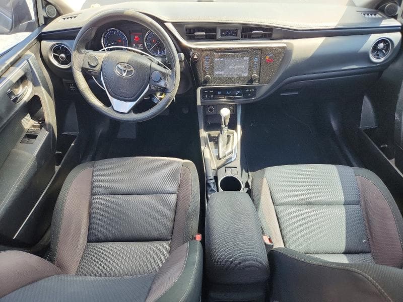 2018 TOYOTA COROLLA LE 8