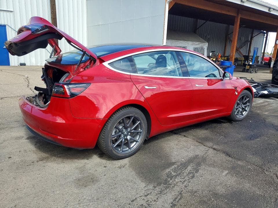 2018 TESLA MODEL 3 3