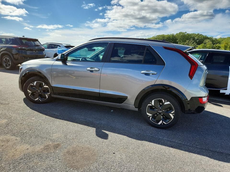 2024 KIA NIRO WIND 2