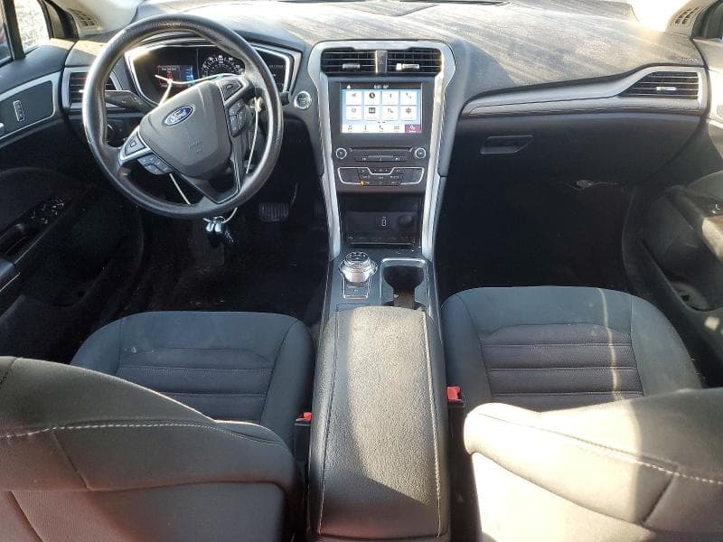 2017 FORD FUSION SE 8