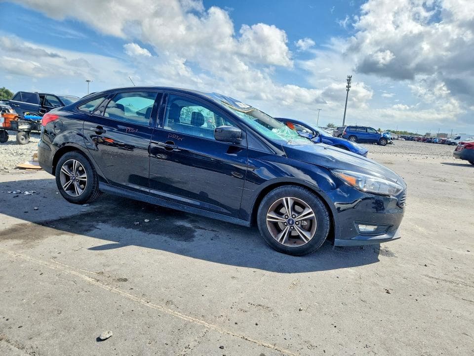 2018 FORD FOCUS SE 4