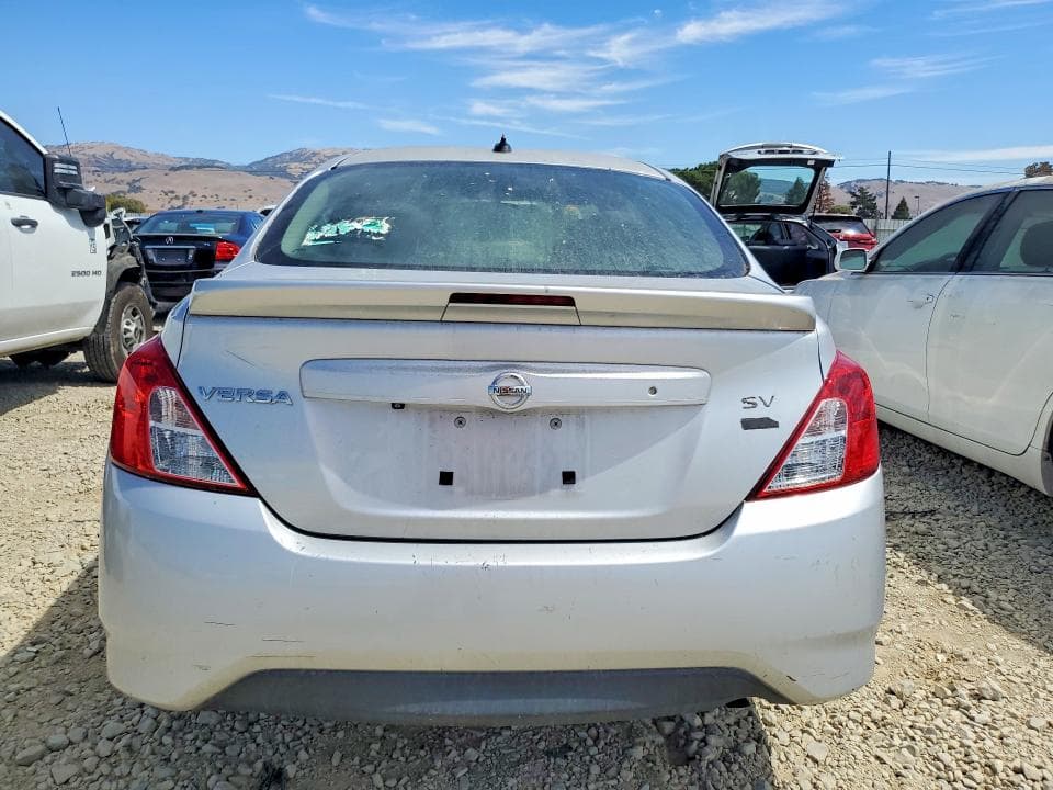 2017 NISSAN VERSA 1.6 S 6