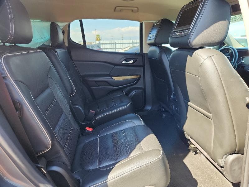 2017 GMC ACADIA DENALI 11