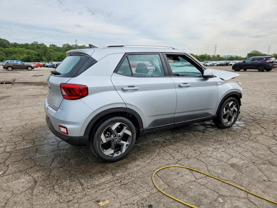 2022 HYUNDAI VENUE SEL 3
