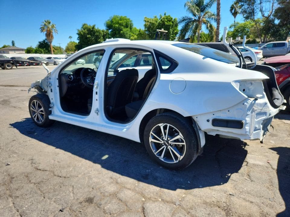 2023 KIA FORTE LXS 2