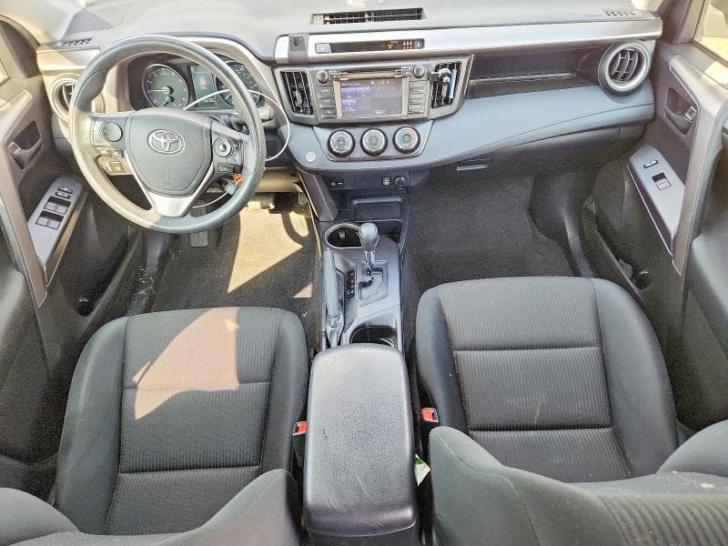 2018 TOYOTA RAV4 LE 8