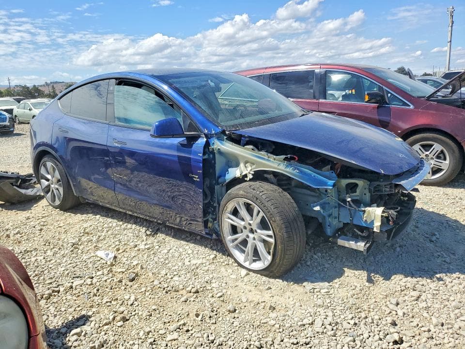 2022 TESLA MODEL Y 4