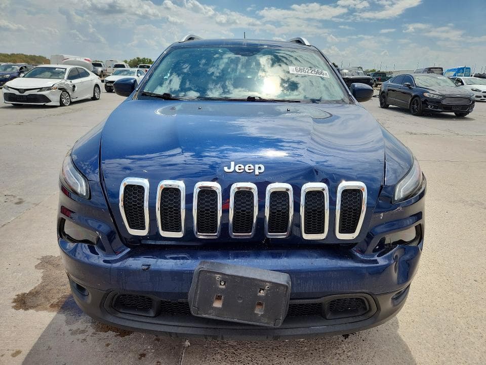 2018 JEEP CHEROKEE LATITUDE PLUS 5