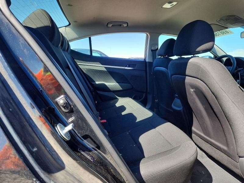 2019 HYUNDAI ELANTRA SE 10