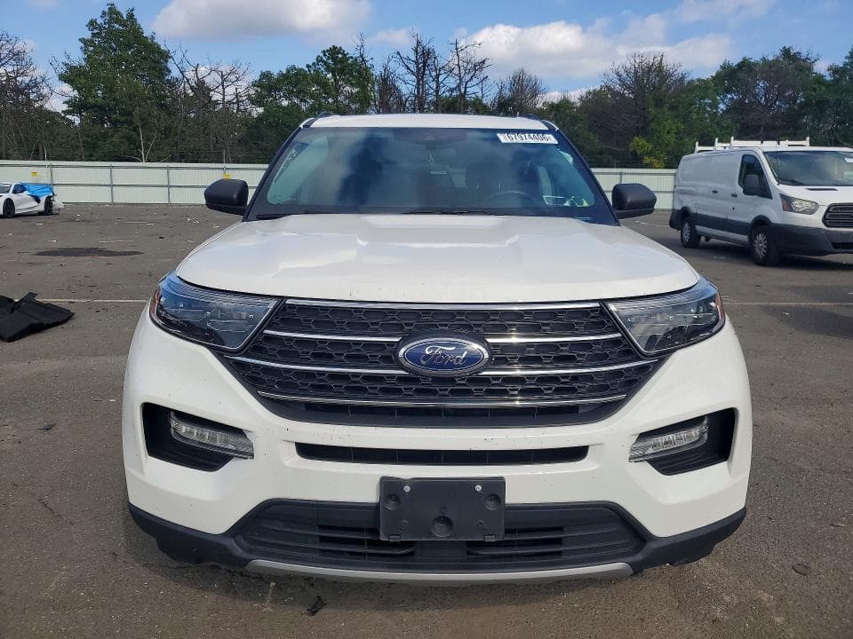 2022 FORD EXPLORER XLT 5