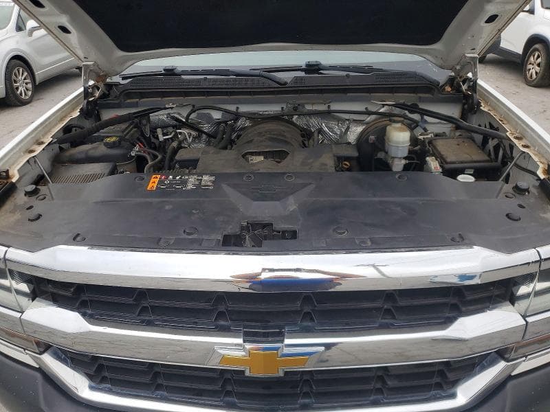 2018 CHEVROLET SILVERADO C1500 11