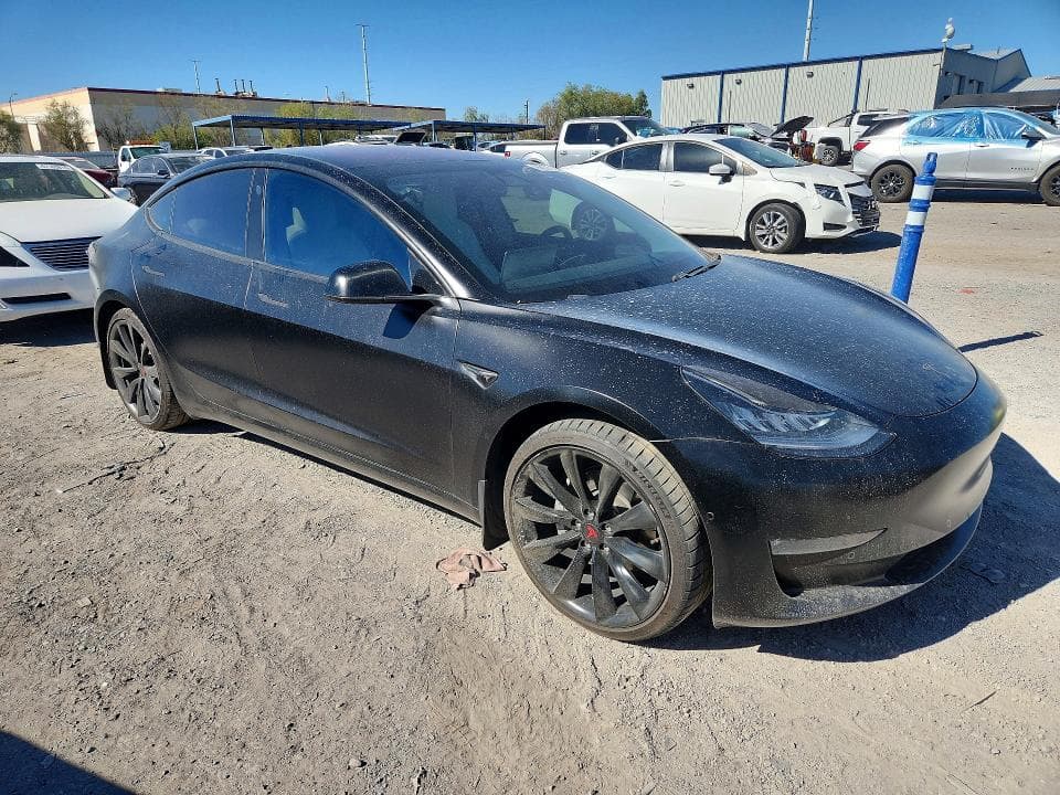 2018 TESLA MODEL 3 4