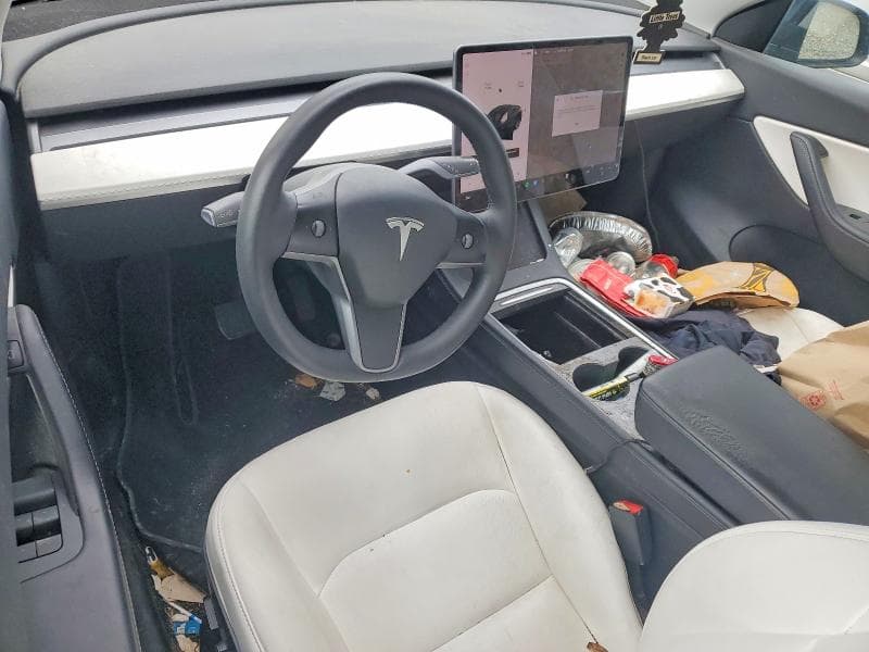 2021 TESLA MODEL Y 8