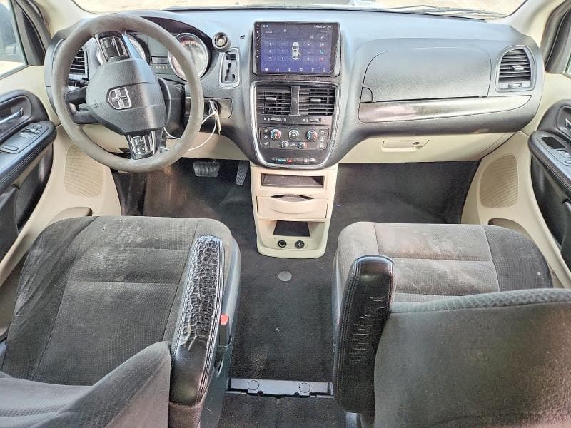 2017 DODGE GRAND CARAVAN SE 8