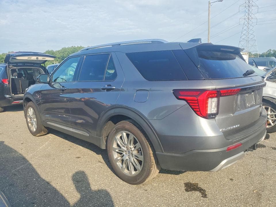 2026 FORD EXPLORER PLATINUM 2