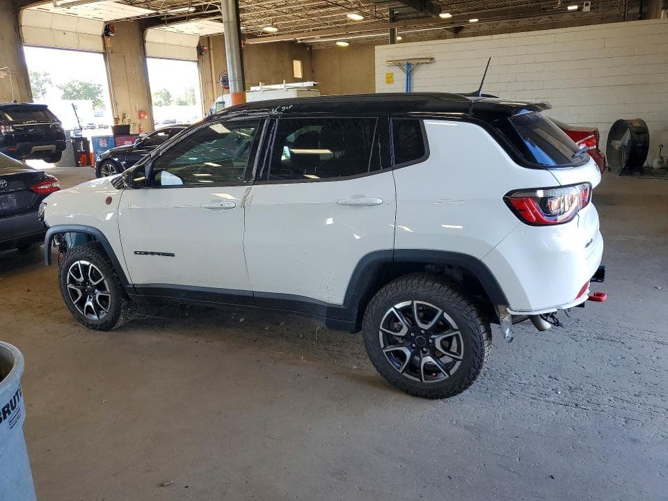2025 JEEP COMPASS TRAILHAWK 2