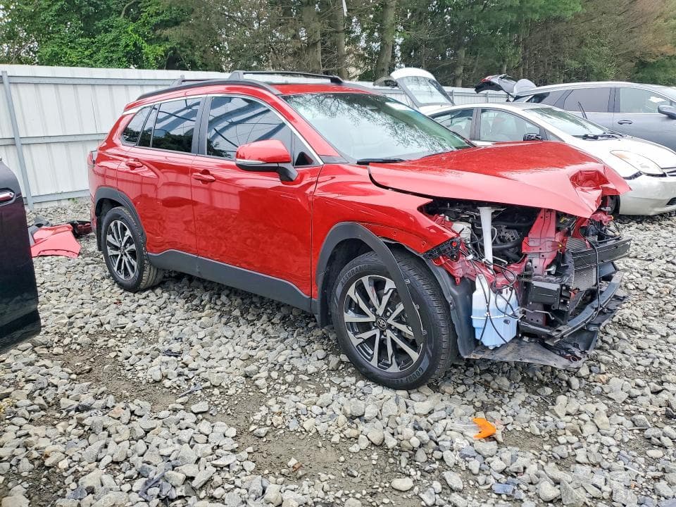 2024 TOYOTA COROLLA CROSS XLE 4