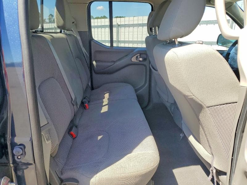 2019 NISSAN FRONTIER SV 10