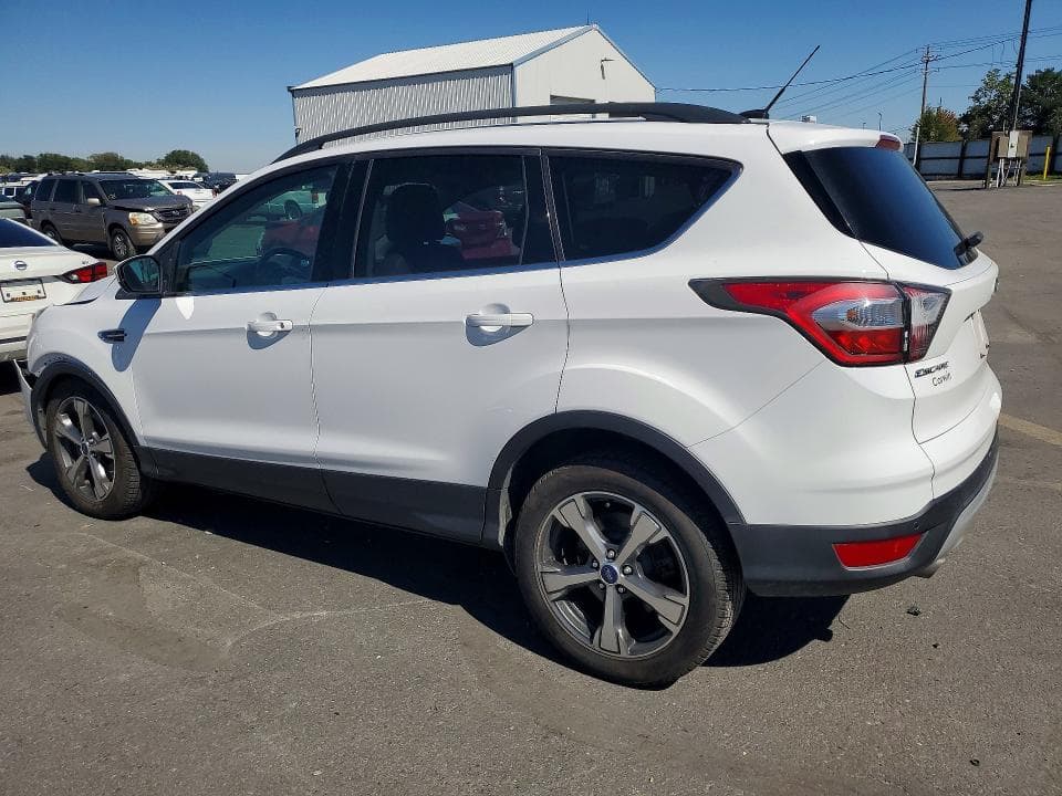 2017 FORD ESCAPE SE 2