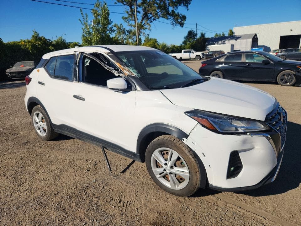 2021 NISSAN KICKS S 4