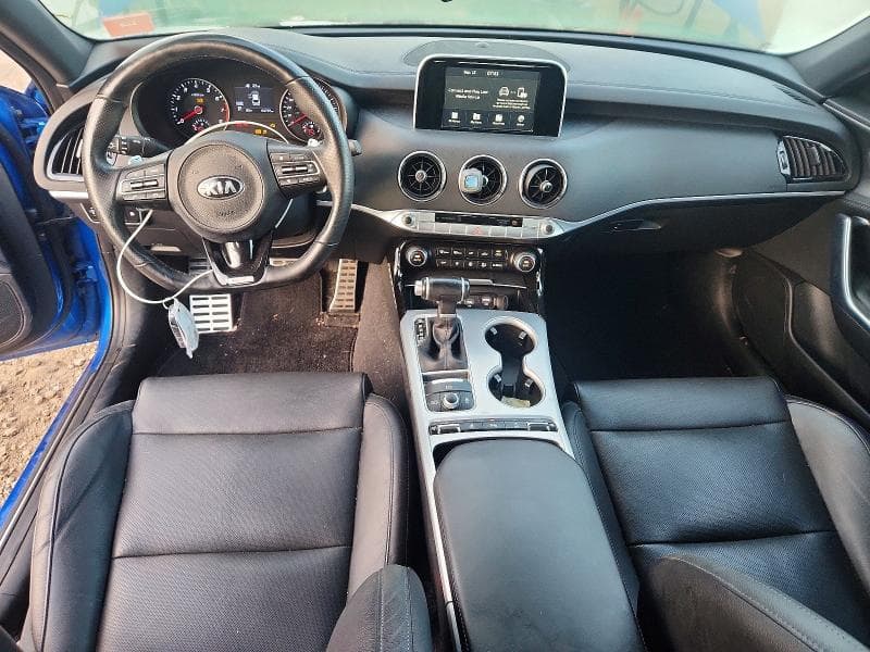2018 KIA STINGER GT 8