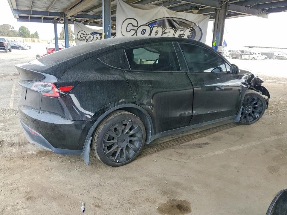 2023 TESLA MODEL Y 3