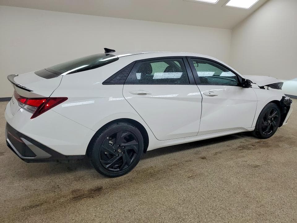 2026 HYUNDAI ELANTRA SEL SPORT 3